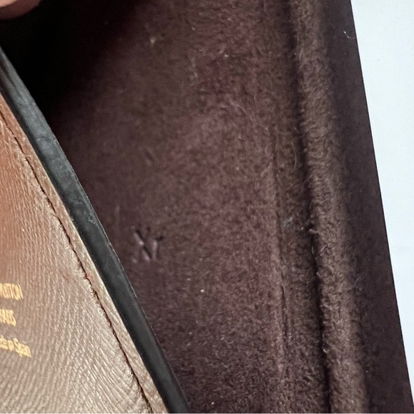 LOUIS VUITTON IPHONE XR FOLIO CASE - Picture 3 of 4